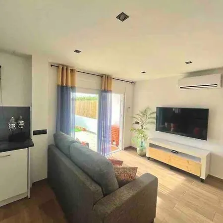 Casa de Férias Casa Adosada A 150 Metros De La Playa Son Xoriguer